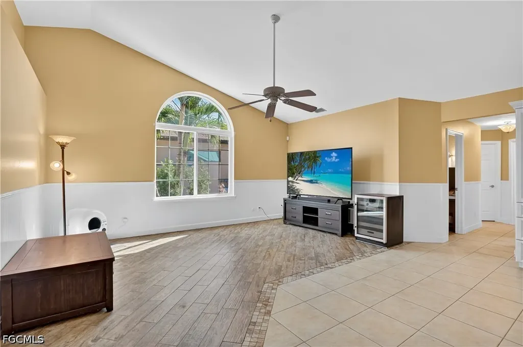1914 NW 36th Avenue Cape Coral FL 33993