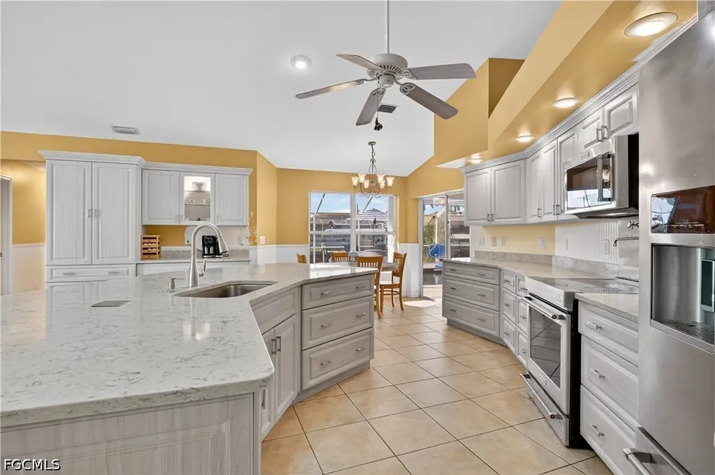 1914 NW 36th Avenue Cape Coral FL 33993
