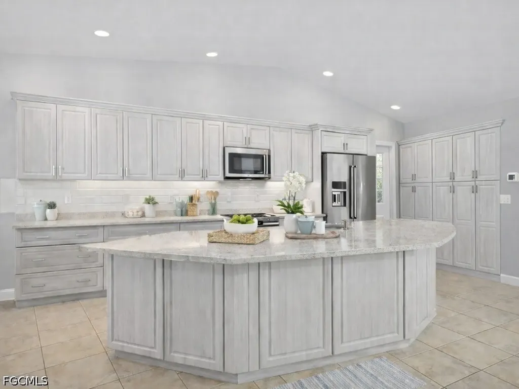 1914 NW 36th Avenue Cape Coral FL 33993