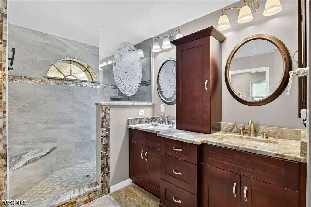 1914 NW 36th Avenue Cape Coral FL 33993