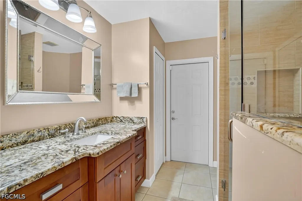1914 NW 36th Avenue Cape Coral FL 33993