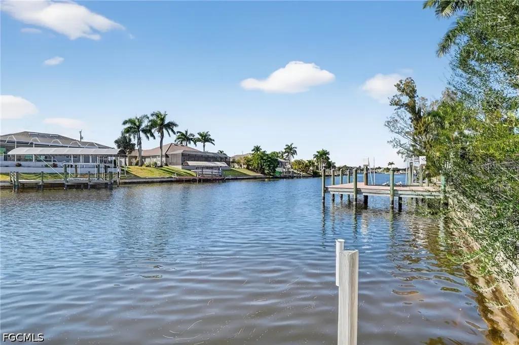 1914 NW 36th Avenue Cape Coral FL 33993