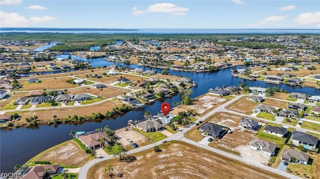 1914 NW 36th Avenue Cape Coral FL 33993