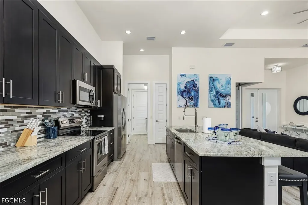337 SW 31st Avenue Cape Coral FL 33991