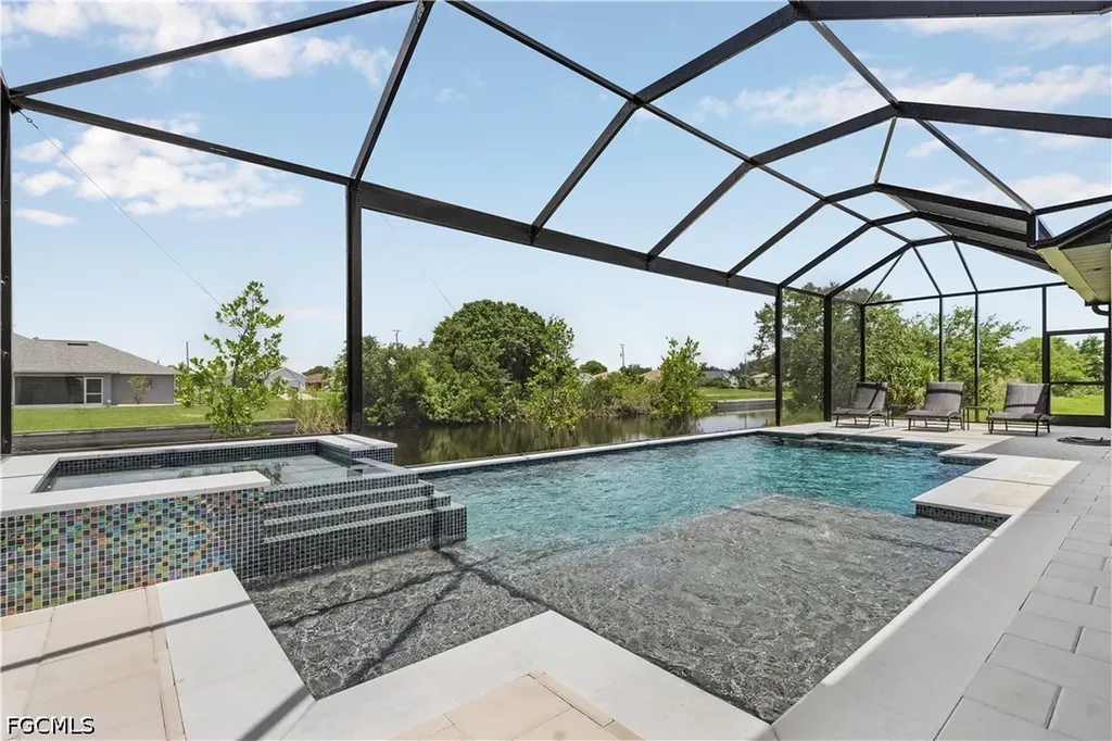 337 SW 31st Avenue Cape Coral FL 33991