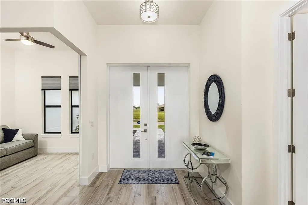 337 SW 31st Avenue Cape Coral FL 33991