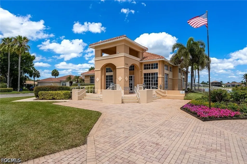 11062 Lakeland Circle Fort Myers FL 33913