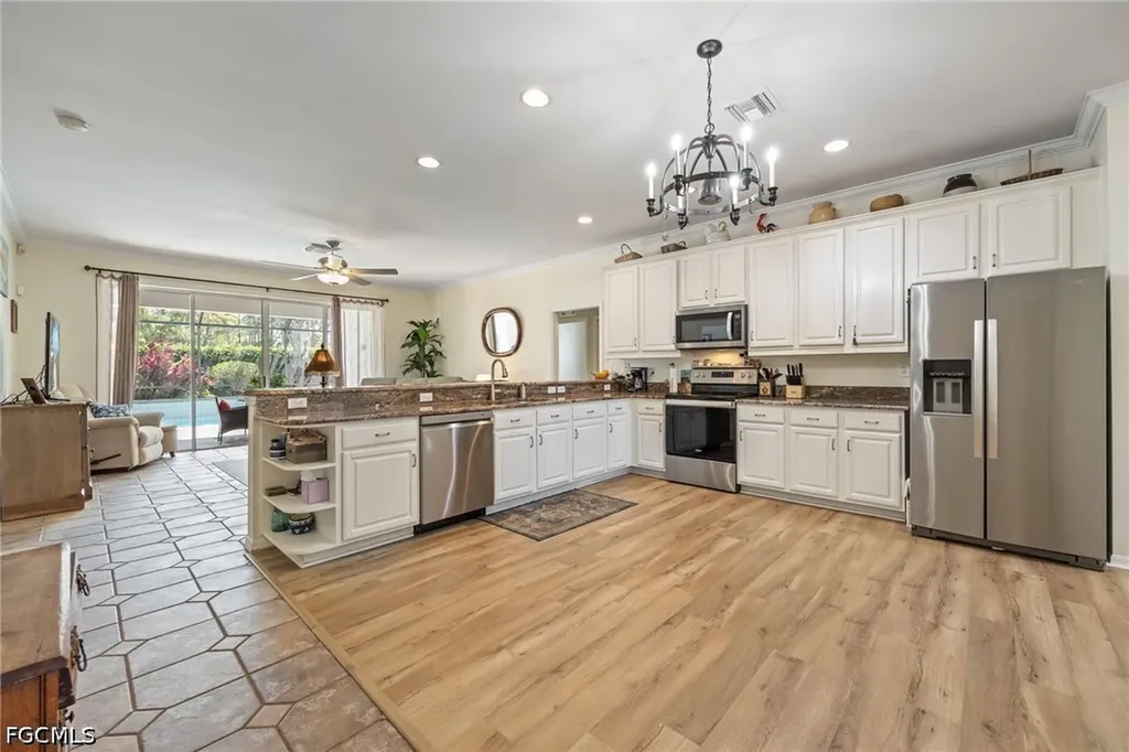 11062 Lakeland Circle Fort Myers FL 33913