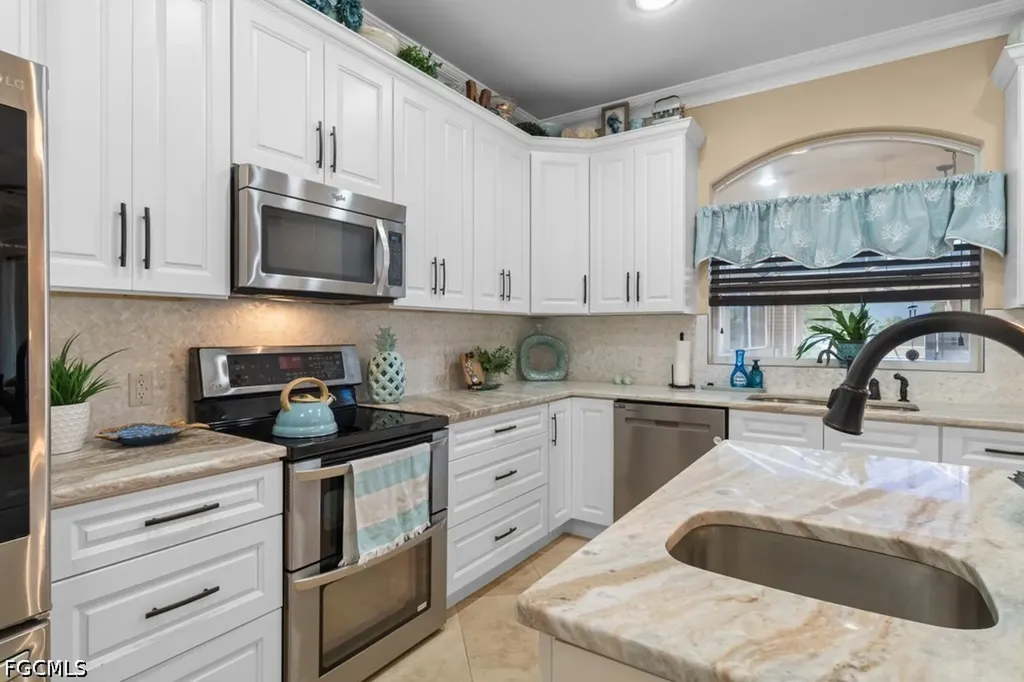 3822 NW 32nd Place Cape Coral FL 33993