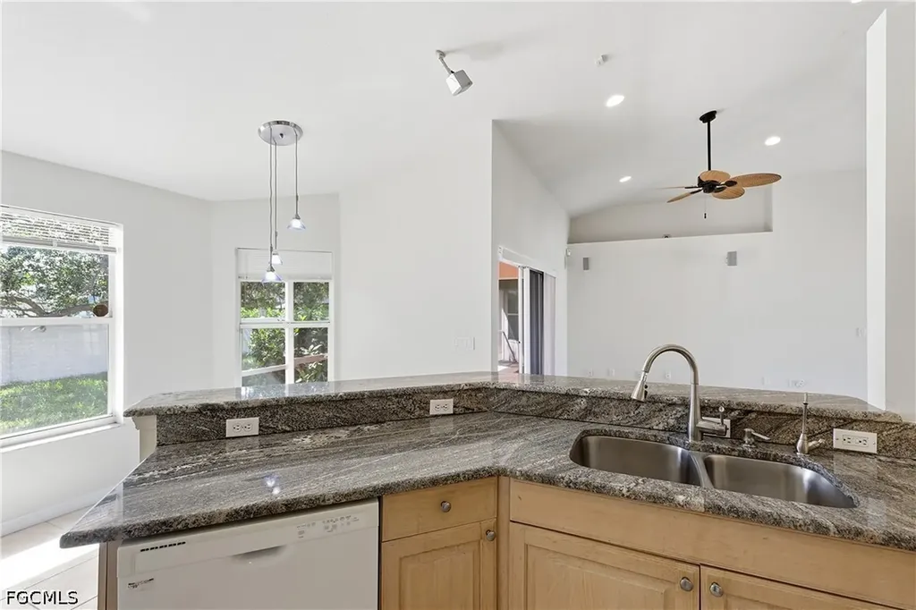 3731 SW 17th Avenue Cape Coral FL 33914