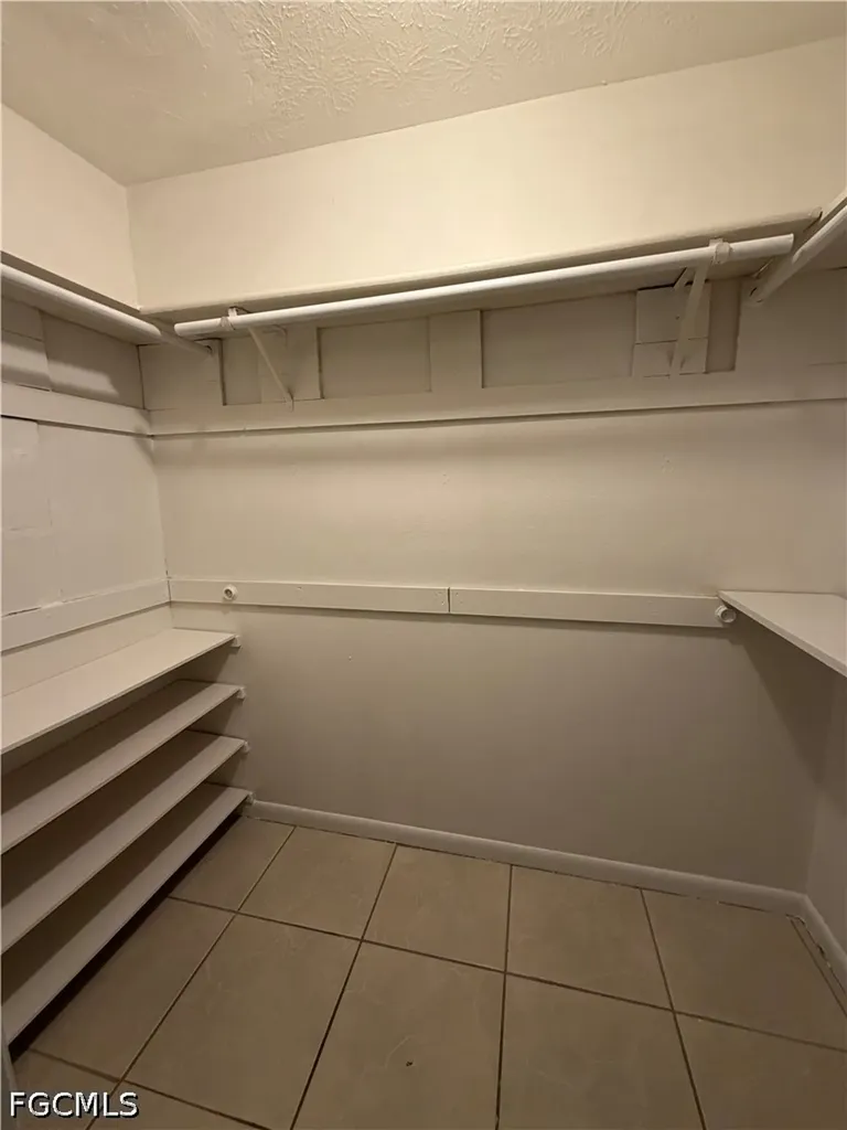 521 NE 24th Place Cape Coral FL 33909