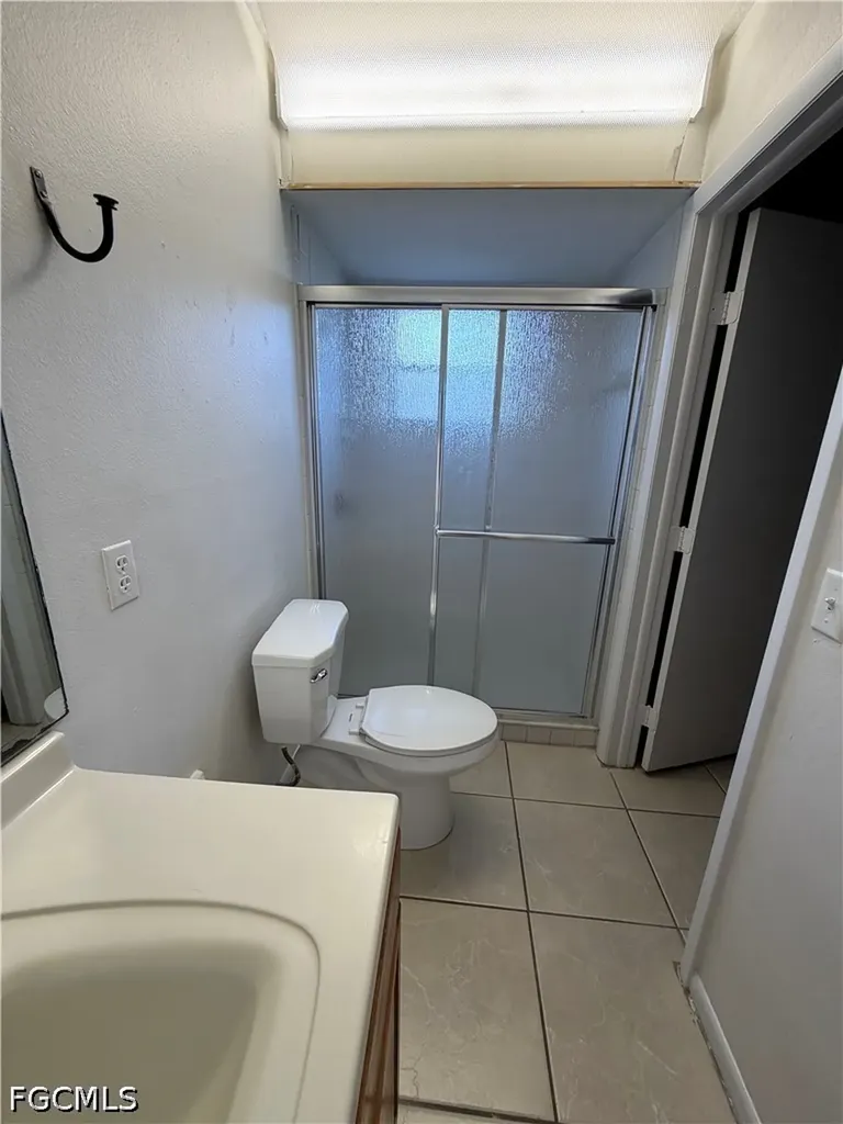 521 NE 24th Place Cape Coral FL 33909