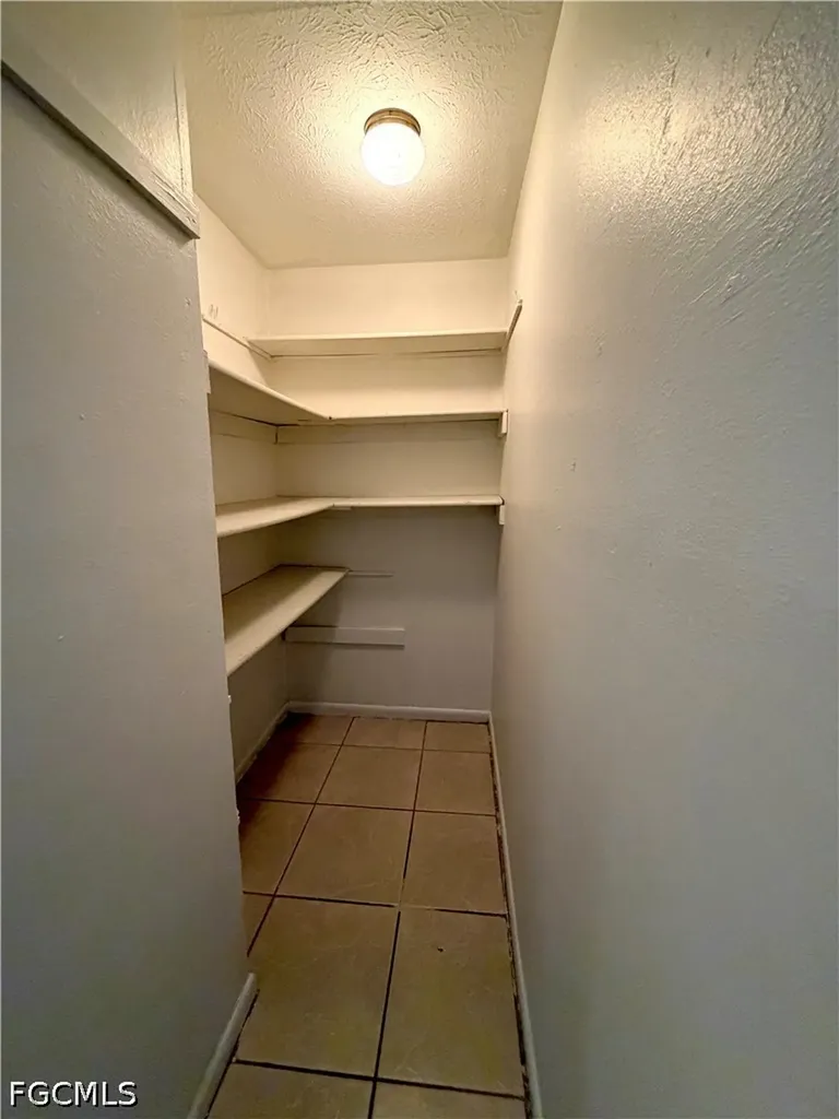 521 NE 24th Place Cape Coral FL 33909