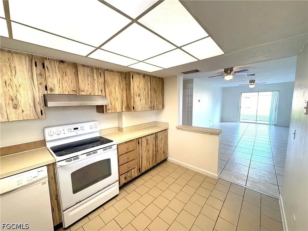 521 NE 24th Place Cape Coral FL 33909