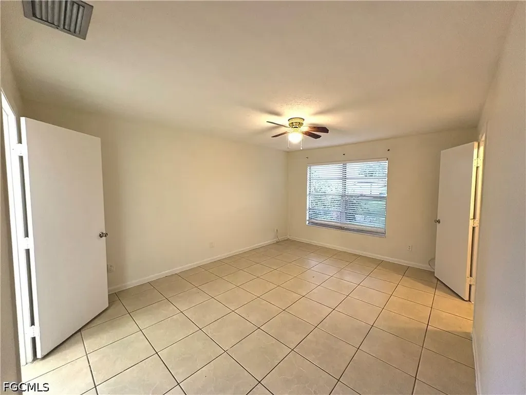 521 NE 24th Place Cape Coral FL 33909