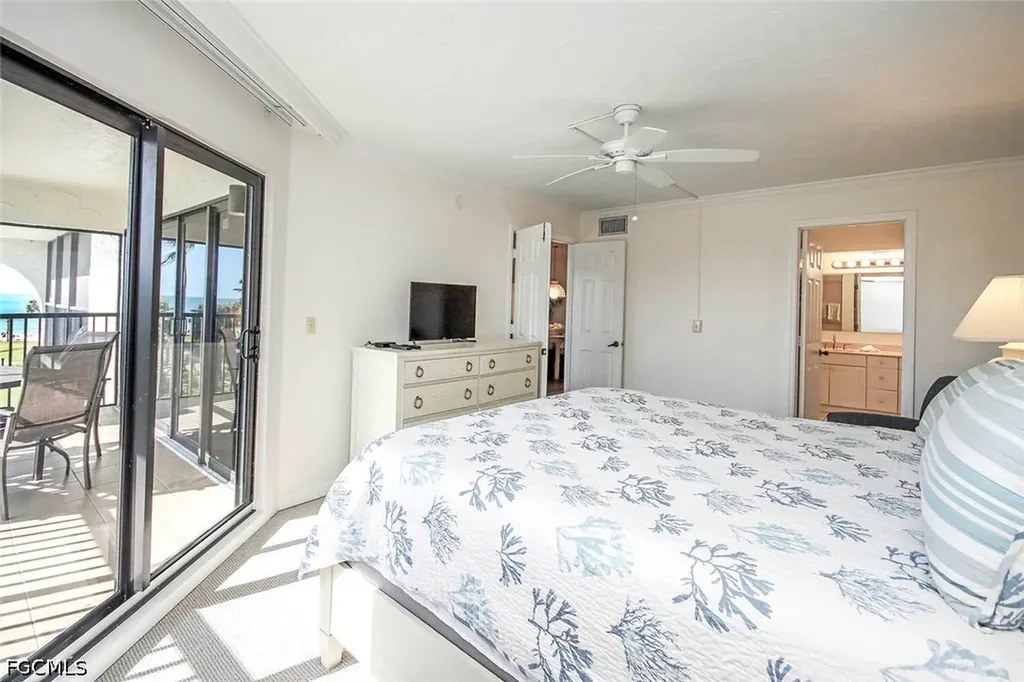 2445 W Gulf Drive Sanibel FL 33957