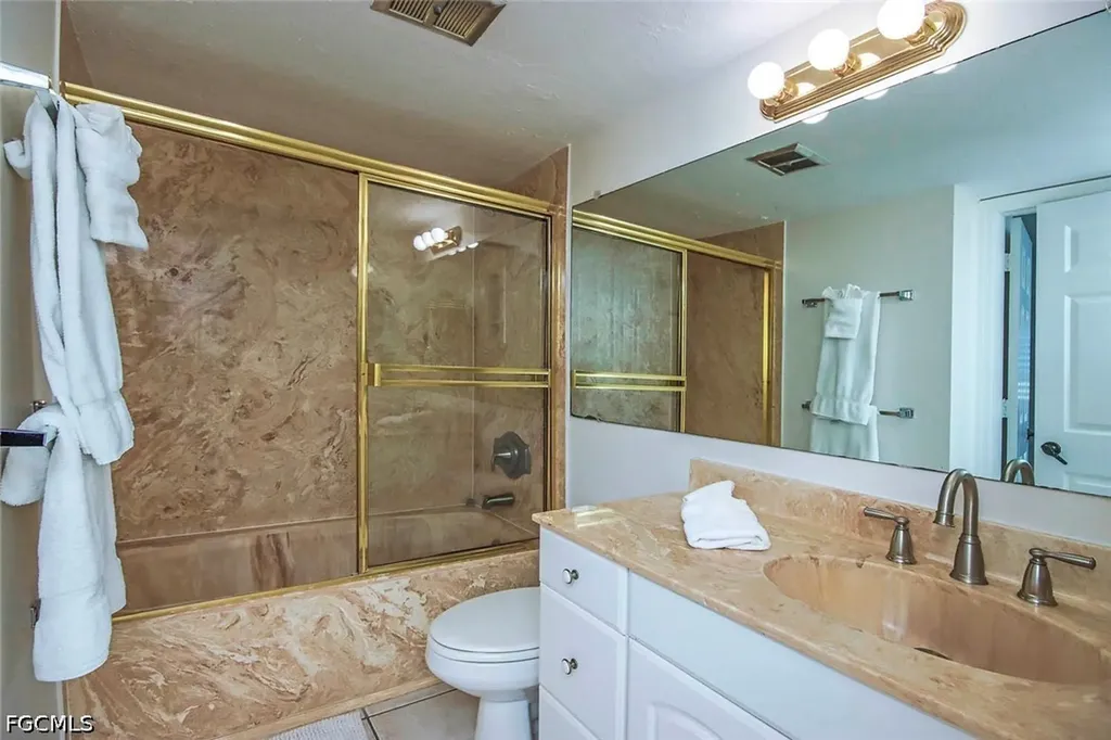 2445 W Gulf Drive Sanibel FL 33957
