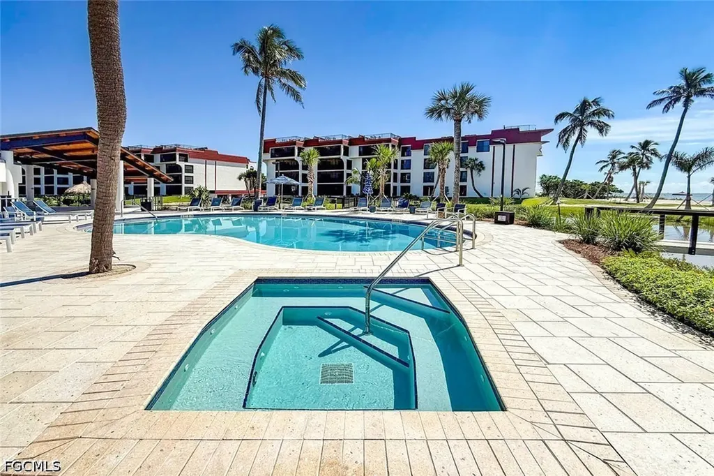 2445 W Gulf Drive Sanibel FL 33957