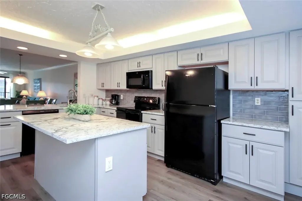 2445 W Gulf Drive Sanibel FL 33957