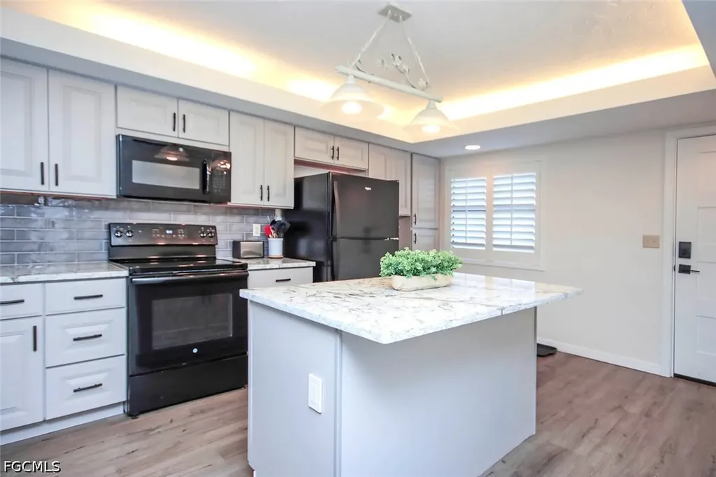 2445 W Gulf Drive Sanibel FL 33957