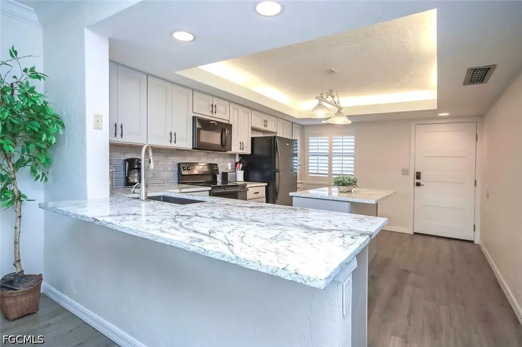 2445 W Gulf Drive Sanibel FL 33957