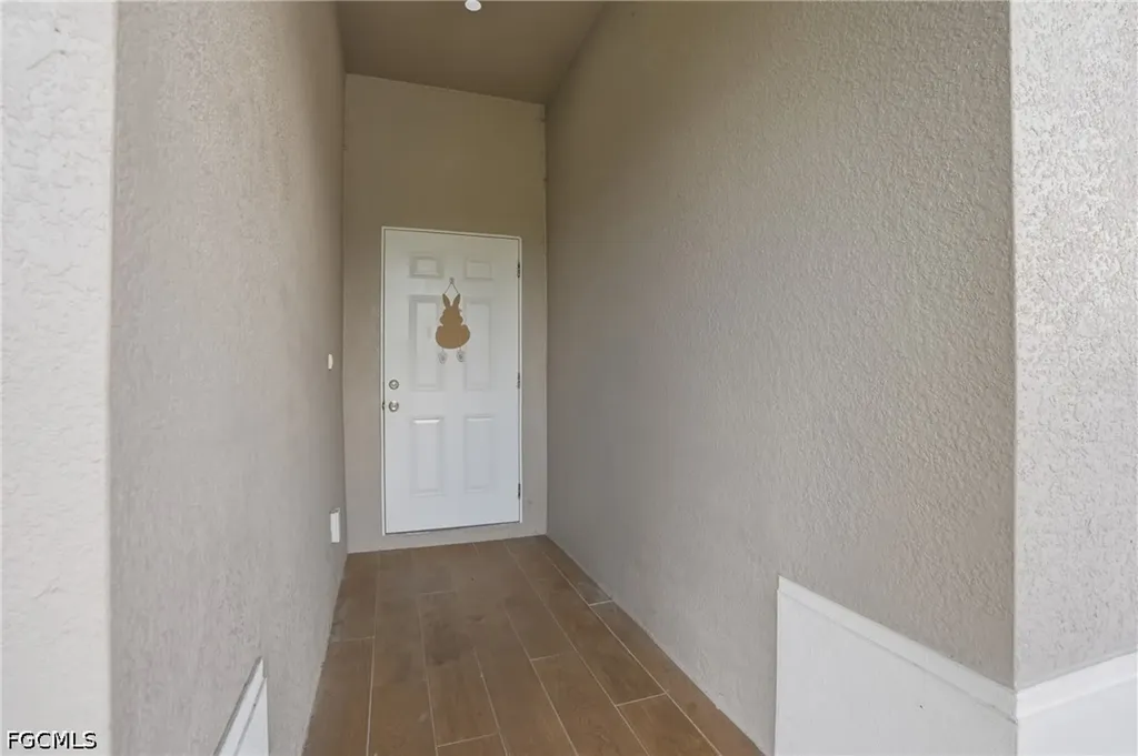 5113-5115 30th Street SW Lehigh Acres FL 33973