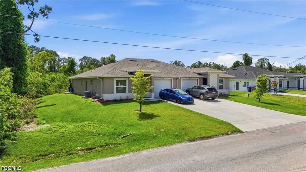 5113-5115 30th Street SW Lehigh Acres FL 33973
