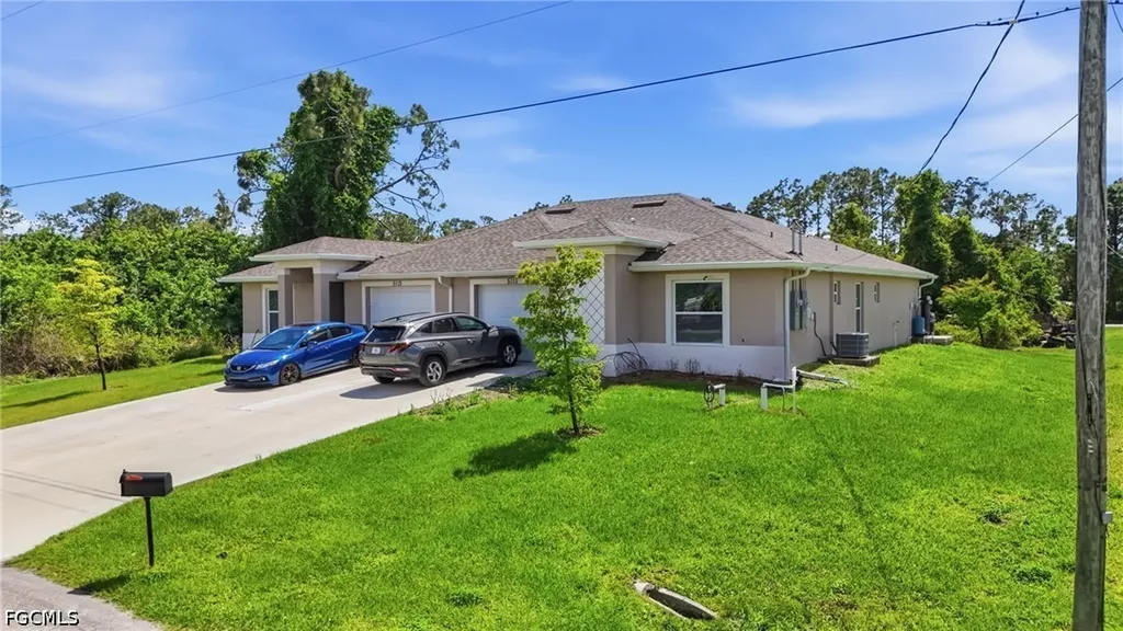 5113-5115 30th Street SW Lehigh Acres FL 33973