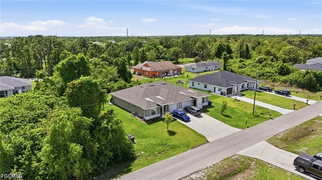 5113-5115 30th Street SW Lehigh Acres FL 33973