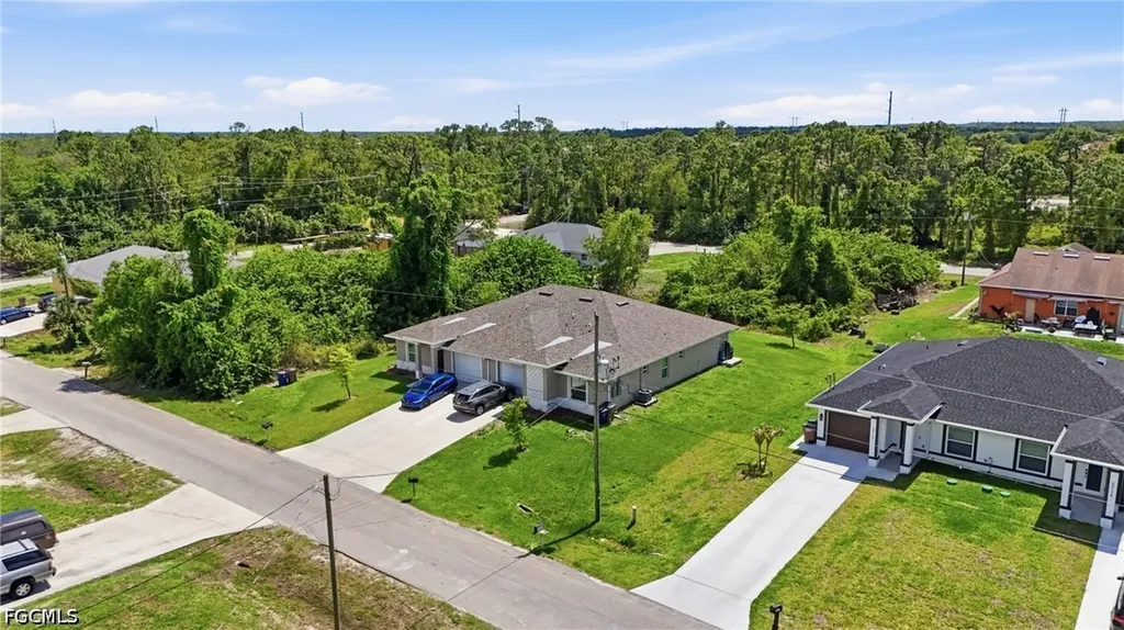 5113-5115 30th Street SW Lehigh Acres FL 33973