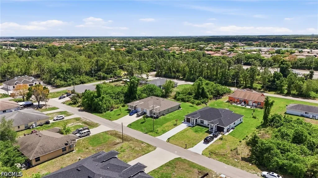5113-5115 30th Street SW Lehigh Acres FL 33973