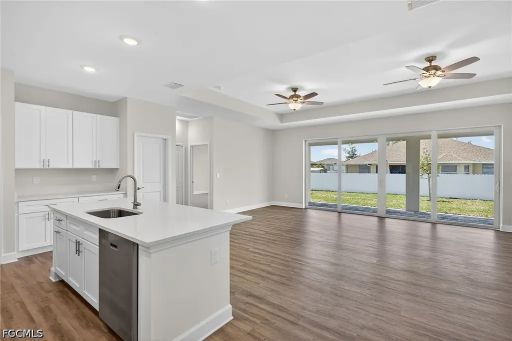 2212 NW 1st Place Cape Coral FL 33993