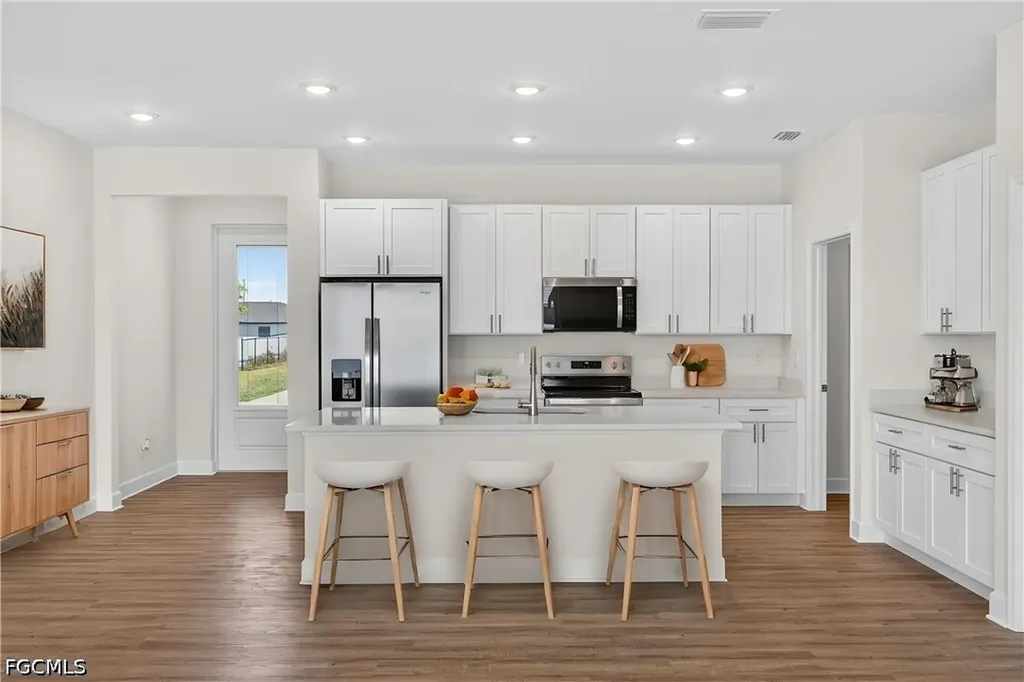2212 NW 1st Place Cape Coral FL 33993