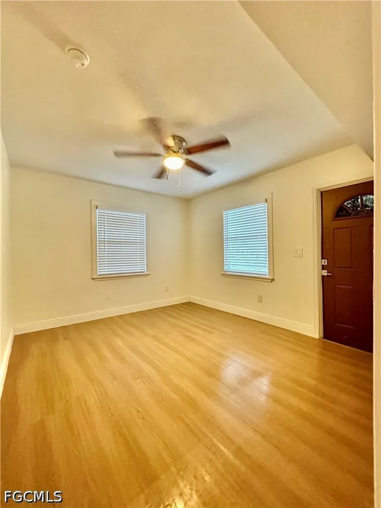3208-3216 Dale Street Fort Myers FL 33916