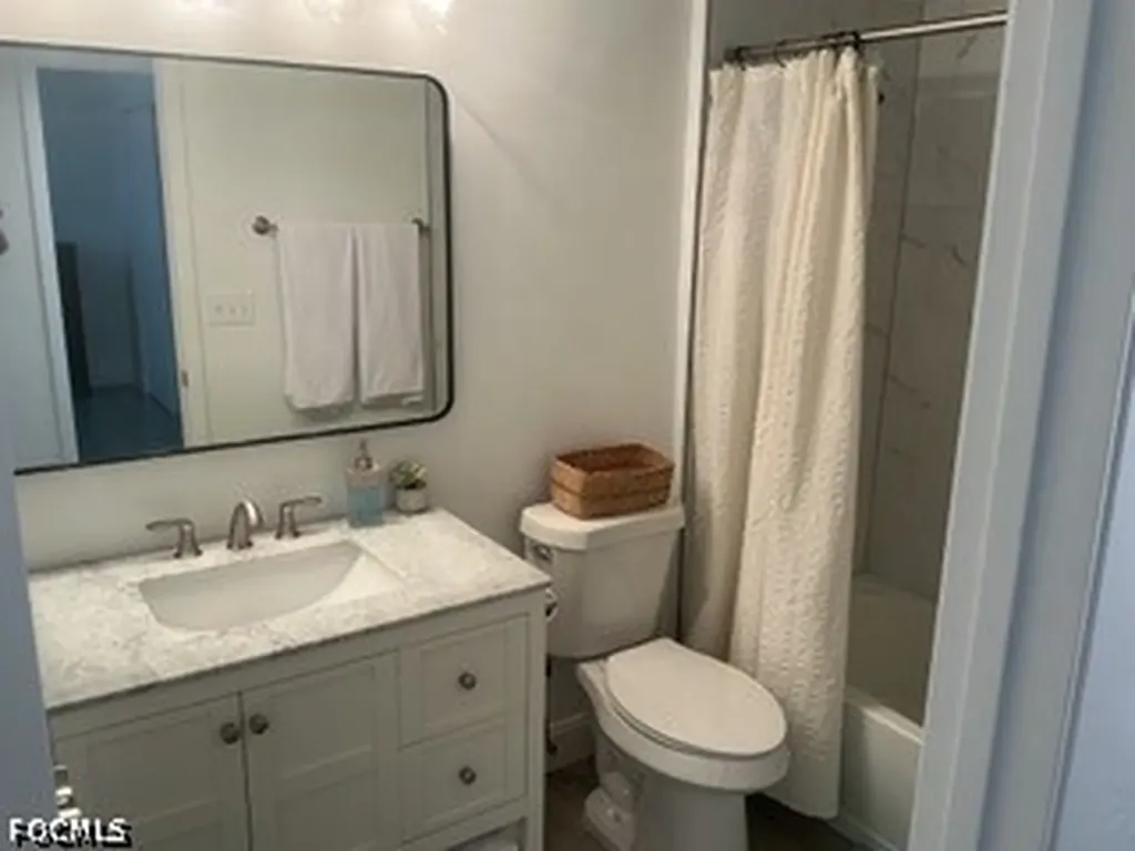 5665 Trailwinds Drive Fort Myers FL 33907