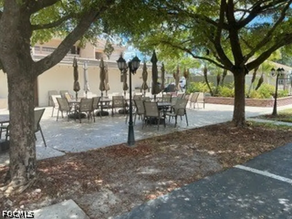 5665 Trailwinds Drive Fort Myers FL 33907
