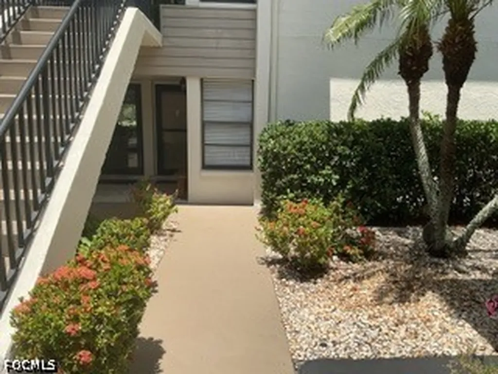 5665 Trailwinds Drive Fort Myers FL 33907