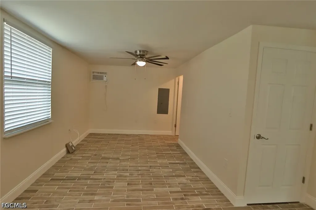 11 California Road Lehigh Acres FL 33936