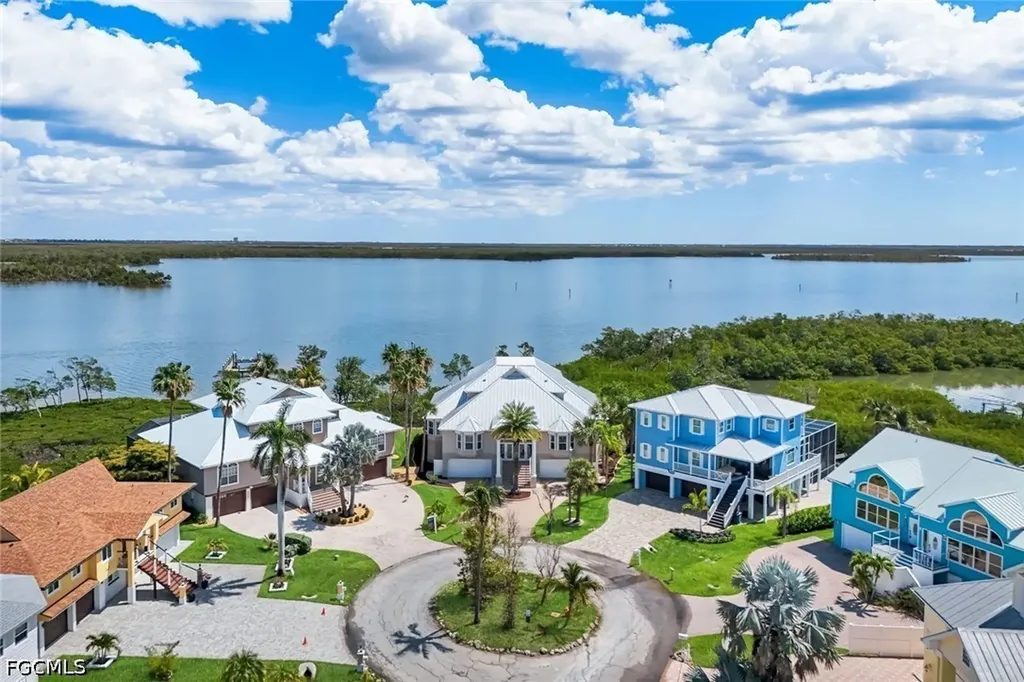 21500 - 21504 Indian Bayou Drive Fort Myers Beach FL 33931