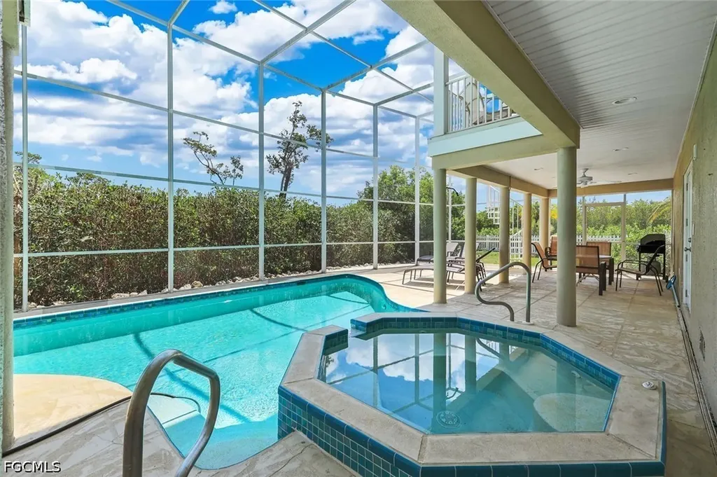 21500 - 21504 Indian Bayou Drive Fort Myers Beach FL 33931