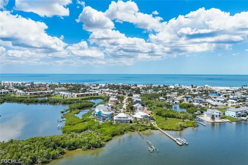 21500 - 21504 Indian Bayou Drive Fort Myers Beach FL 33931