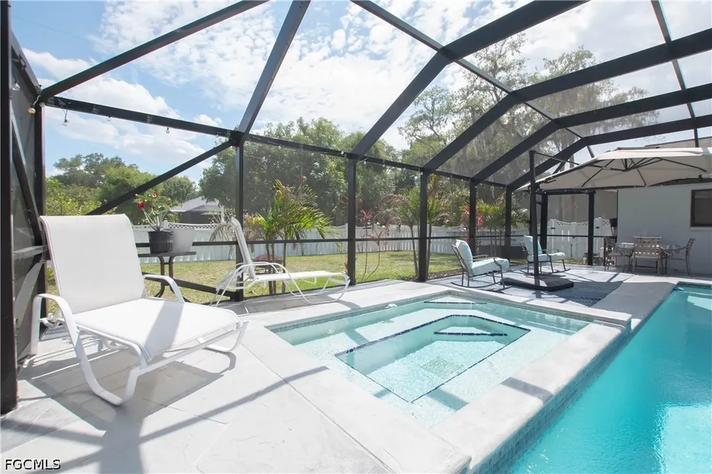7332 Sean Lane North Fort Myers FL 33917