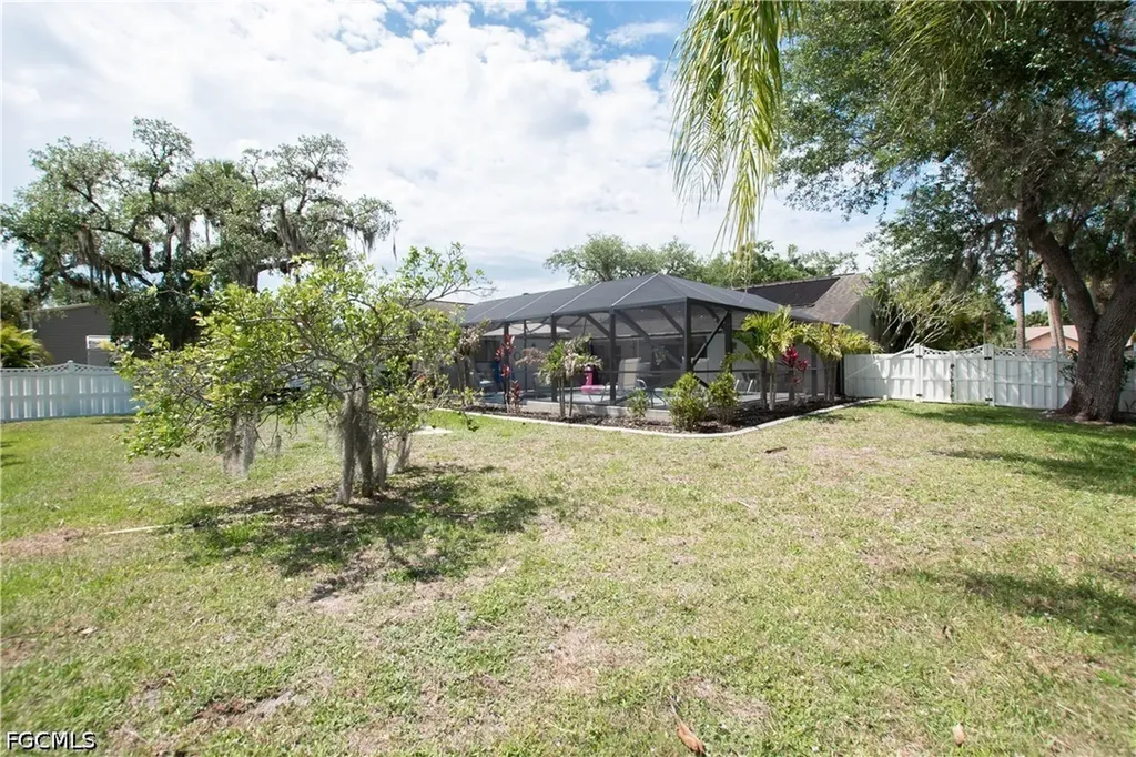 7332 Sean Lane North Fort Myers FL 33917