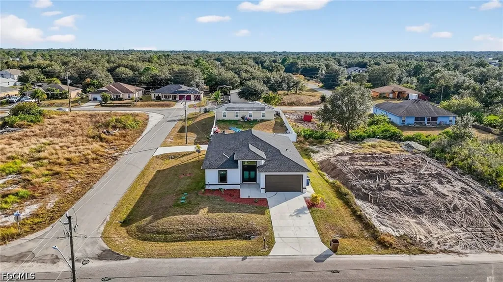 2513 69th Street W Lehigh Acres FL 33971