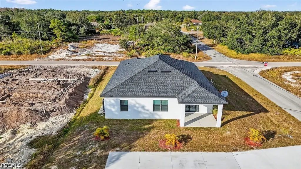 2513 69th Street W Lehigh Acres FL 33971
