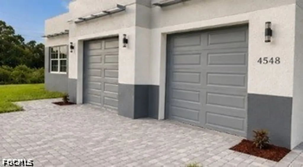 4548-4550 29th Street SW Lehigh Acres FL 33973