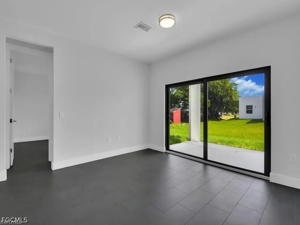 4548-4550 29th Street SW Lehigh Acres FL 33973