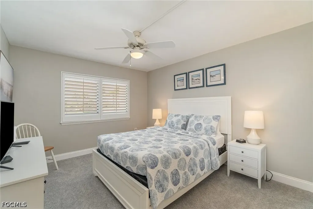 1299 Middle Gulf Drive Sanibel FL 33957