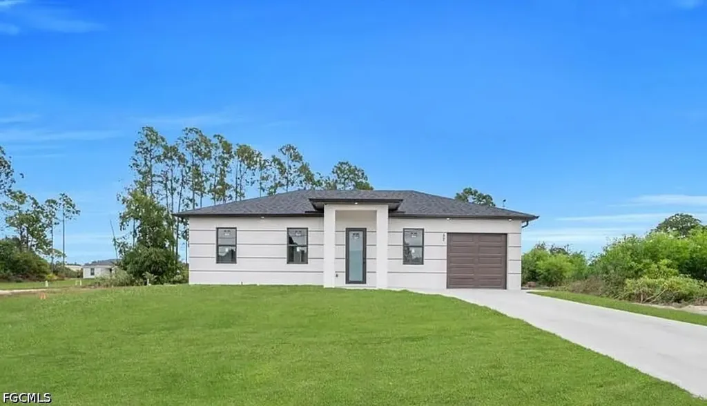 57 Xelda Avenue South Lehigh Acres FL 33976