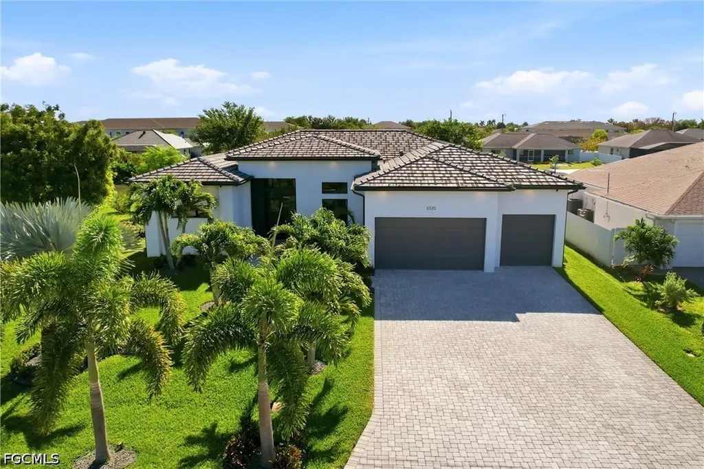 3325 SW 8th Court Cape Coral FL 33914